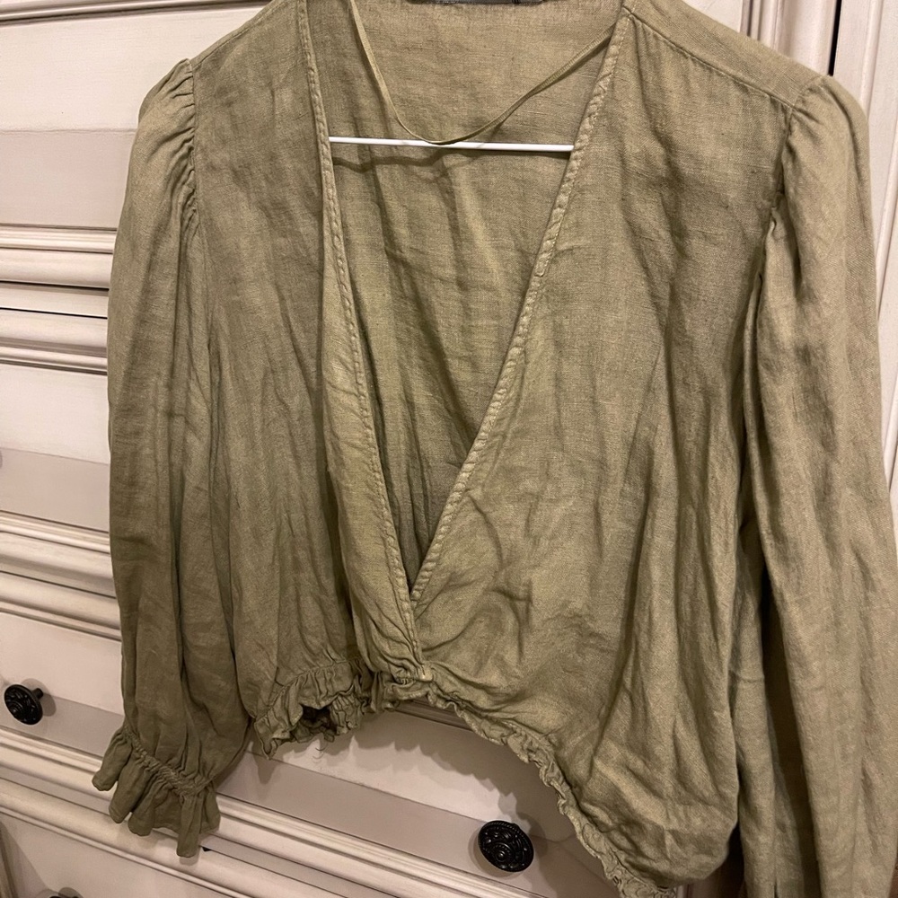 Cropped Zara linen blouse
